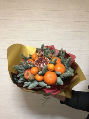 Букет с фруктами "Гранат"