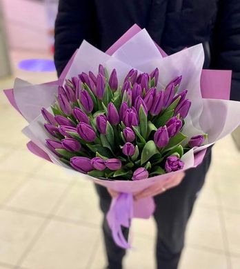 Букет "55 фіолетових тюльпанів"